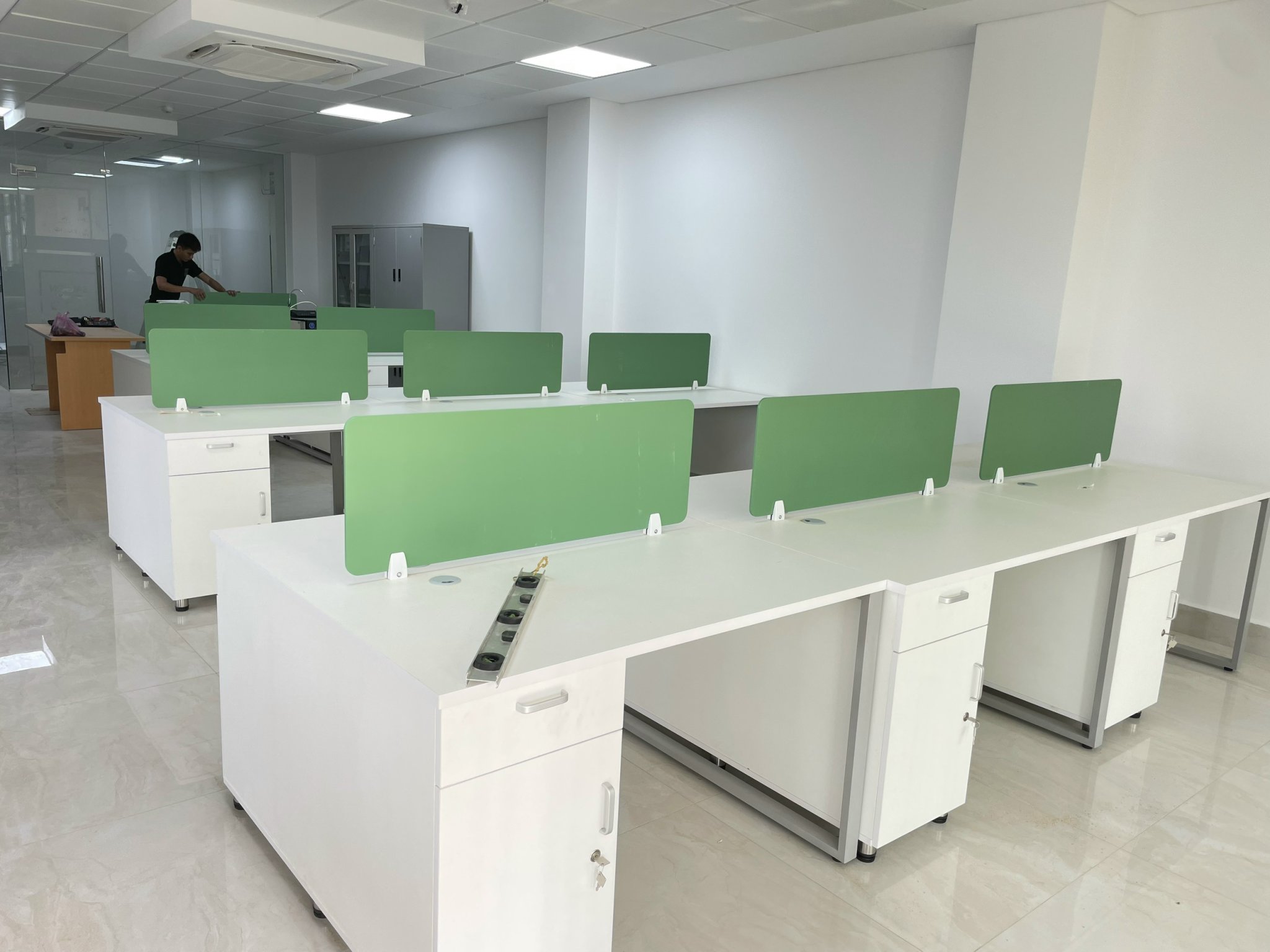 Bàn làm việc chân sắt PT120HLC2